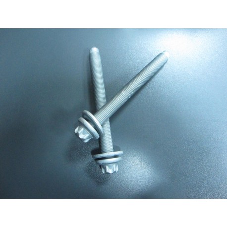 Surub fixare punte fata