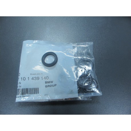 Garnitura radiator apa
