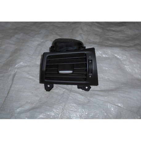 Grila ventilatie
